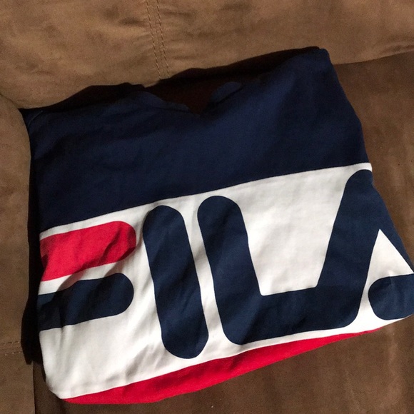 fila tee - Picture 1 of 4